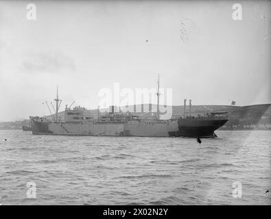 Im Januar 1941 trafen norwegische Schiffe, die aus Göteborg flohen, Kirkwall ein, nachdem sie von Einheiten der Heimatflotte in der Nordsee getroffen und begleitet wurden. Das Schiff Stier ist unter ihnen. Stockfoto