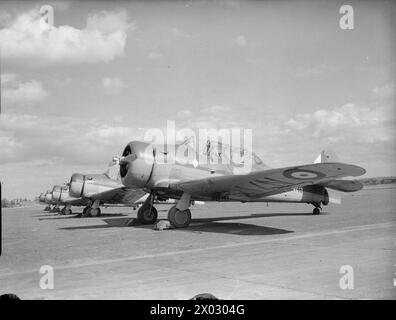 Von 1940 bis 1945 in Brize Norton, Oxfordshire, North American Harvard Mark ist von der Nummer 2 der Service Flying Training School in Vorbereitung auf Trainingsflüge unter dem Royal Air Force Flying Training Command. Stockfoto