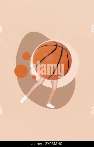 Zusammengesetztes vertikales Collage-Bild von Basketball-Mini-Mädchen-Beinen isoliert auf kreativem Hintergrund Stockfoto