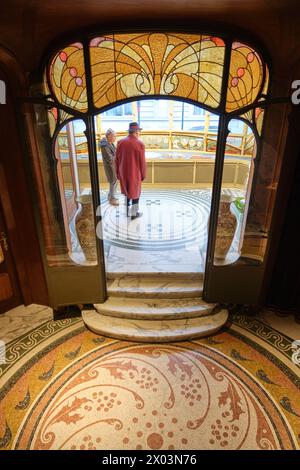Das Innere des Hannon House, ein Meisterwerk des Jugendstils, entworfen für das Paar Marie Debard und Edouard Hannon vom Architekten Jules Brunfaut, Brüssel Stockfoto