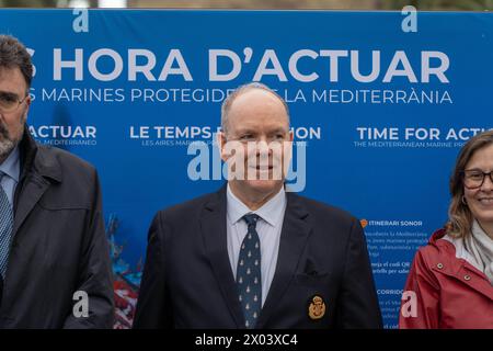 Barcelona, 09.04.2024, der Fürst von Monaco, Albert II., besucht die Ausstellung seiner Stiftung über Monaco Explorations Oceans im Rahmen der UNESCO-Konferenz über die Ozeane, die in diesen Tagen in Barcelona El Príncipe de Mónaco, Alberto II, stattfindet. visita la exposición de su Fundación erfahre mehr über Monaco Explorations en el marco de la conferencia Década del Océano de la UNESCO que se días celebrando estos está en Barcelona. Auf dem Bild: Albert II., Prinz von Monaco, News cronaca-Barcelona, Spanien Dienstag, 9. april, 2024 (Foto: Eric Renom/LaPresse) Stockfoto