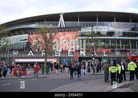 London, Großbritannien. April 2024. Fußball: Champions League, FC Arsenal - Bayern München, K.-o.-Runde, Viertelfinale, erstes Leg. Das Emirates Stadium vor dem Spiel. Quelle: Sven Hoppe/dpa/Alamy Live News Stockfoto