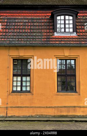 Schöne Fenster eines Museums im Schloss Charlottenburg, Berlin Stockfoto