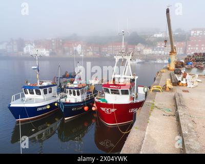 UK, North Yorkshire, Whitby Harbour am Dock End. Stockfoto