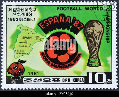 Souvenirbogen mit stornierter Briefmarke, gedruckt von Nordkorea, der Fußball-Weltmeisterschaft 1982, Spanien, um 1981 wirbt. Stockfoto