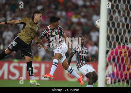 Rio de Janeiro, Brasilien. April 2024. Oscar Opazo und Brayan Cortes aus Colo-Colo (CHI) lassen das Tor des deutschen Kano-Deutschen Kano von Fluminense während des Spiels zwischen Fluminense und Colo-Colo (CHI) für die zweite Runde der Gruppe A der Copa Libertadores 2024 im Maracana-Stadion in Rio de Janeiro nicht aus. Brasilien am 9. April. Foto: Daniel Castelo Branco/DiaEsportivo/Alamy Live News Credit: DiaEsportivo/Alamy Live News Stockfoto