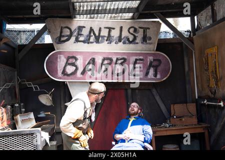 Austin, Texas März 2023. Fallout spielt Walton Goggins und Aaron Moten und die Entwickler Todd Howard und Jonathan Nolan bei Amazon SXSW Activation. Stockfoto