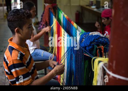 Ein Sozialunternehmen, das Hängematten herstellt, bietet Arbeitsplätze für Menschen mit Behinderungen in Granada, Nicaragua Stockfoto