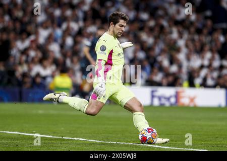 Stefan Ortega von Manchester City während der UEFA Champions League, Viertelfinale, 1. Legs-Fußballspiel zwischen Real Madrid und Manchester City am 9. April 2024 im Santiago Bernabeu Stadion in Madrid, Spanien Stockfoto