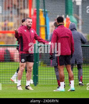 John McGinn und Ollie Watkins von Aston Villa während eines Trainings auf dem Bodymoor Heath Training Ground in Birmingham. Bilddatum: Mittwoch, 10. April 2024. Stockfoto