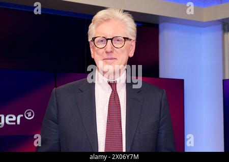 Theo Koll in der ARD-Talkshow maischberger im Studio Berlin Adlershof. Berlin, 09.04.2024 *** Theo Koll in der ARD Talkshow maischberger im Studio Berlin Adlershof Berlin, 09 04 2024 Foto:XT.xBartillax/xFuturexImagex maischberger0904 4419 Stockfoto