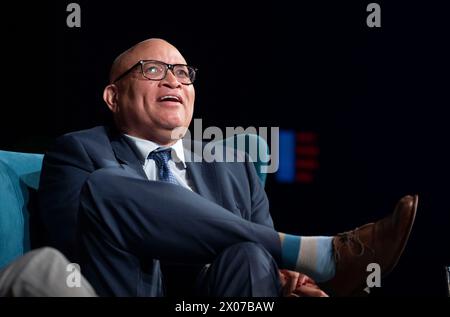 LARRY WILMORE, der mit dem Emmy-Preis ausgezeichnete Produzent, Schauspieler und Komiker, spricht über die Rolle der Technologie bei der Polarisation und der Erosion der Demokratie auf dem Trust.News.Democracy Journalism Forum am 9. April 2024 in der LBJ Presidential Library in Austin. Quelle: Bob Daemmrich/Alamy Live News Stockfoto