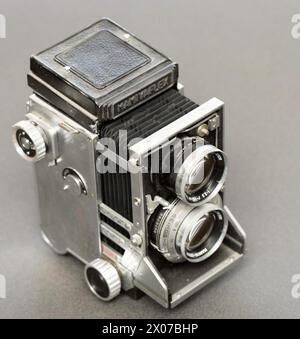 Alte analoge Kamera mit Matrix Stockfoto