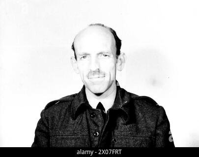 Fotografisches negativ mit RAF-Personal, Flugzeugen oder Operationen in Großbritannien zwischen 1940 und 1945. Stockfoto