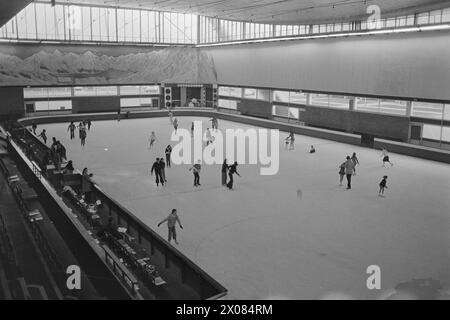 Aktuell 14 - 3 - 1973: Die Stadt, die auf Öl wartet die britische Industriestandorte Teesside hofft auf Norwegen. Sie hofft, dass sie siegreich aus dem Tauziehen hervorgehen wird, um zum Landeplatz für Nordseeöl zu werden. Teesside hat eine Menge Industrie von früher - aber es gibt auch hohe Arbeitslosigkeit in diesem Bezirk von England. Manche hoffen, dass Teesside ein Industrieriese wird. Viele andere freuen sich mit großem Entsetzen auf eine solche Entwicklung. Foto: Odd Ween / aktuell / NTB ***FOTO NICHT VERARBEITET*** Stockfoto