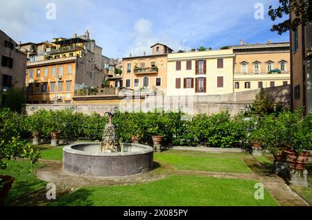 Gärten des Palazzo Spada, heute beherbergt ein Museum - Rom, Italien Stockfoto