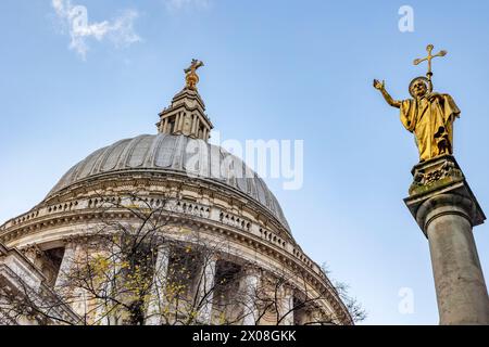 St. Paul's Cathedral - London, Großbritannien Stockfoto