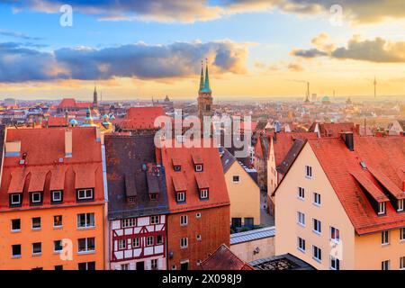 Nürnberg, Deutschland. Blick auf die Altstadt von der Nürnberger Burg. Franken, Bayern. Stockfoto