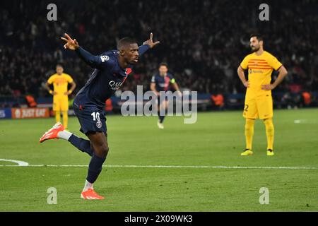 © Julien Mattia/Le Pictorium/MAXPPP - Paris 10/04/2024 Julien Mattia/Le Pictorium - 10/04/2024 - France/Ile-de-France/Paris - but d'Ousmane Dembele pour le PSG lors du quart de Finale de Ligue des Champions entre le PSG et le FC Barcelone au Parc des Princes, le 10 avril 2024 - no va, keine Valeurs actuelles, kein JDD, JDD Out, kein russland, russland Out/10/04/2024 – Frankreich/Ile-de-France (Region)/Paris – Ousmane Dembeles Tor für PSG im Champions-League-Viertelfinale zwischen PSG und FC Barcelona im Parc des Princes am 10. April 2024. Stockfoto