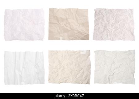 Set mit Blättern zerknittertem Pergamentpapier, isoliert auf weiß, Draufsicht Stockfoto