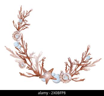 Komposition mit Algenkorallen Muscheln und Seesternen. Aquarellillustration handgezeichnet auf weißem Hintergrund. Stockfoto
