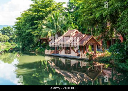 Architektur im DAI-Stil in Xishuangbanna, Yunnan, China. Stockfoto