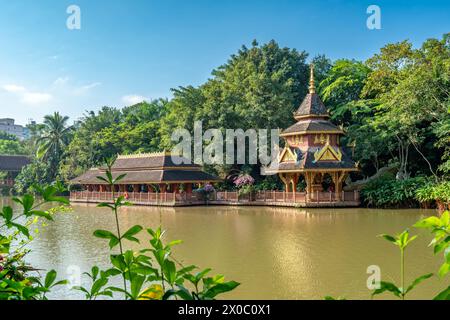 Manting Park ist der kaiserliche Garten des Dai King in Xishuangbanna, Yunnan, China. Stockfoto