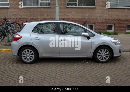 Toyota Auris Auto In Amsterdam, Niederlande 9-4-2024 Stockfoto