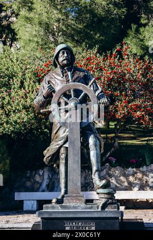 Monaco, Monaco - 20. Januar 2024: Statue des Prinzen von Monaco Albert 1 in den Gärten St. Martin Stockfoto