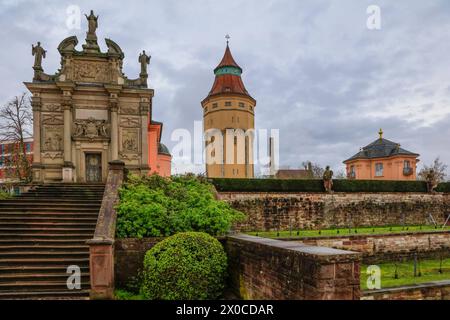 Einsiedelner Kapelle, historischer Wasserturm und Schlösschen Pagodenburg, ehemalige Residenz der Markgrafen von Baden-Baden, Rastatt, Baden-Württemberg, Deutschland *** Einsiedelner Kapelle, historischer Wasserturm und Pagodenburg, ehemalige Residenz der Markgrafen von Baden Baden Baden, Rastatt, Baden Württemberg, Deutschland Stockfoto