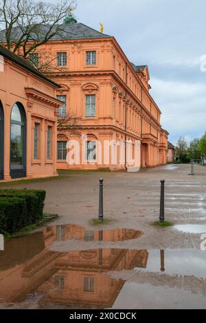 Gartenfassade barocke Dreiflügelanlage Schloss Rastatt, ehemalige Residenz der Markgrafen von Baden-Baden, Rastatt, Baden-Württemberg, Deutschland *** Gartenfassade barocker Dreiflügelanlage Schloss Rastatt, ehemalige Residenz der Markgrafen von Baden Baden Baden, Rastatt, Baden Württemberg, Deutschland Stockfoto