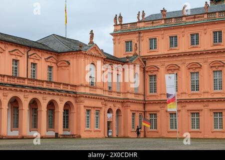 Ehrenhof barocke Dreiflügelanlage Schloss Rastatt, ehemalige Residenz der Markgrafen von Baden-Baden, Rastatt, Baden-Württemberg, Deutschland *** Ehrengericht barocker Dreiflügelanlage Schloss Rastatt, ehemalige Residenz der Markgrafen von Baden Baden Baden, Rastatt, Baden-Württemberg, Deutschland Stockfoto