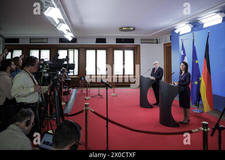 R-L Annalena Baerbock, Bundesaussenministerin, und Alberto van Klaveren Stork, Aussenminister von Chile, aufgenommen im Rahmen einer Pressekonferenz nach dem gemeinsamen gespraech in Berlin, 11.04.2024. Fotografiert im Auftrag des Auswaertigen Amtes. Berlin Deutschland *** R L Annalena Baerbock, Bundesaußenministerin, und Alberto van Klaveren Stork, Außenminister Chiles, auf einer Pressekonferenz nach den gemeinsamen Gesprächen in Berlin, 11 04 2024 fotografiert im Auftrag des Auswärtigen Amtes Berlin Deutschland Copyright: xJaninexSchmitzxAAxphotothek.dex Stockfoto