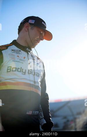 Martinsville, Va, USA. April 2024. Brad Keselowski, Fahrer der NASCAR Cup Series, bereitet sich auf das Training für den Cook Out 400 in Martinsville, VA, USA vor. (Credit Image: © Stephen A Arce Action Sports Pho/ASP) NUR REDAKTIONELLE VERWENDUNG! Nicht für kommerzielle ZWECKE! Stockfoto