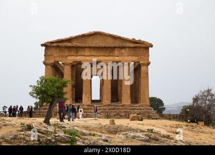 Der Tempel der Concordia im Tal der Tempel ist ein atemberaubend erhaltener dorischer griechischer Tempel Stockfoto