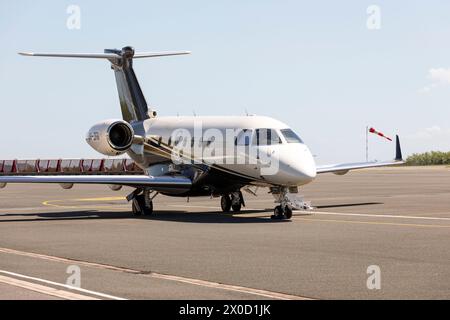 Embraer Legacy 500 am Flughafen Biarritz, Frankreich Stockfoto