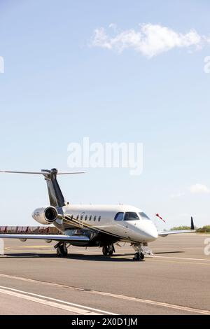 Embraer Legacy 500 am Flughafen Biarritz, Frankreich Stockfoto