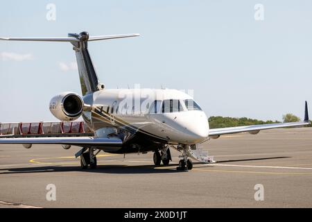 Embraer Legacy 500 am Flughafen Biarritz, Frankreich Stockfoto