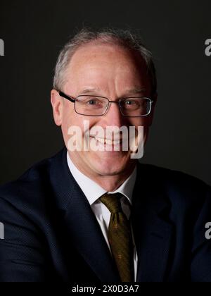 Sinclair Mackay Das Literarische Lunch Der Oldie 09-04-24 Stockfoto