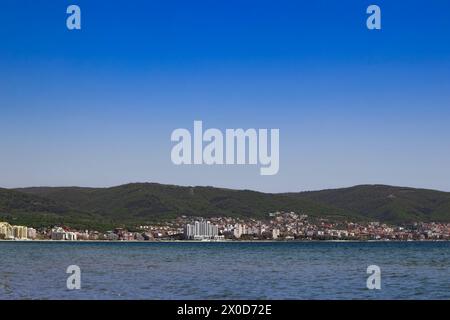 St. Vlas, Bulgarien - 11.04.2024. Eine Stadt am Ufer des Schwarzen Meeres Stockfoto