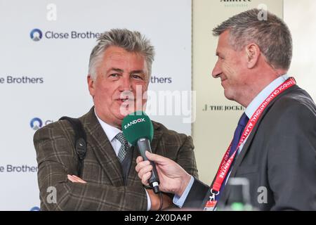 Siegertrainer Paul Nicholls während eines Interview nach dem Rennen nach dem Sieg der Close Brothers Red Rum Handicap Tureple Chase (Klasse 1) während des Randox Grand National 2024 Opening Day auf der Aintree Racecourse, Liverpool, Großbritannien, 11. April 2024 (Foto: Mark Cosgrove/News Images) Stockfoto