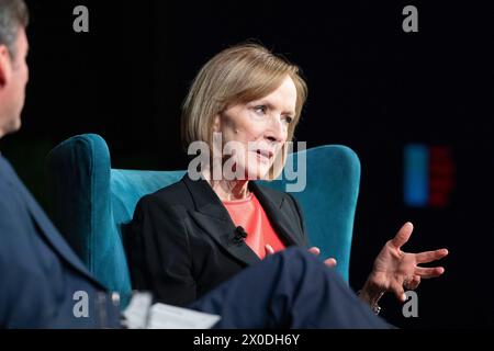 Austin, Tx, USA. April 2024. Die langjährige Rundfunkjournalistin JUDY WOODRUFF gibt ihre Analyse über den heutigen Stand des Journalismus in einem einstündigen Interview mit Mark Updegrove (nicht gezeigt) des LBJ Foundation Direktors im Trust.News.Democracy Forum in der LBJ Library in Austin. Woodruff ist derzeit leitender Korrespondent der PBS NewsHour, nachdem er als Anführer und leitender Redakteur tätig war. (Kreditbild: © Bob Daemmrich/ZUMA Press Wire) NUR REDAKTIONELLE VERWENDUNG! Nicht für kommerzielle ZWECKE! Stockfoto