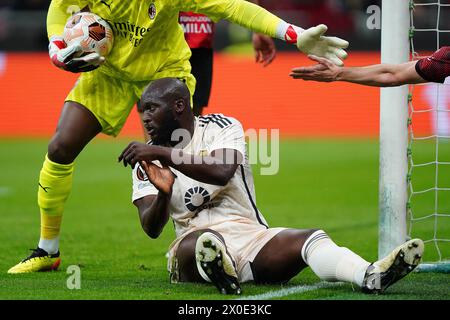 Mailand, Italien. April 2024. AS Roma Lukaku während des Europa League Fußballspiels zwischen AC Milan und AS Roma im San Siro Stadion in Mailand, Italien - Donnerstag, 11. April 2024. Sport - Fußball . (Foto: Spada/LaPresse) Credit: LaPresse/Alamy Live News Stockfoto