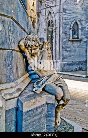 Recoleta Cemetary, eine der größten Nekropolen der Welt, umfasst 14 Hektar mit mehr als 6400 Gräbern und Mausoleen in Buenos Aires, Argentinien Stockfoto