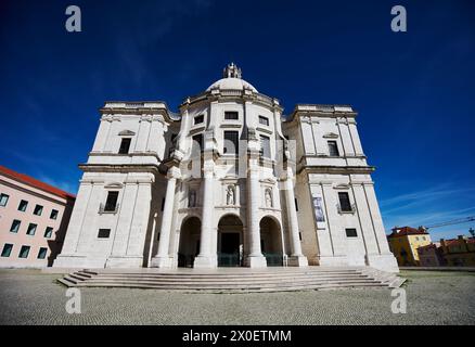 Panteao Nacional (Nationalpantheon) oder Kirche Santa Engracia im Stadtteil Alfama, Lissabon, Lisboa, Portugal. Stockfoto