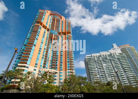 Portofino Tower, Wohnhochhaus in South Beach, Miami Beach, Florida. Stockfoto