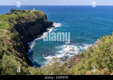 Der Leuchtturm Kilauea, der sich am nördlichsten Punkt von Kauai befindet, ist ein Leuchtturm der Schönheit und Geschichte. Stockfoto