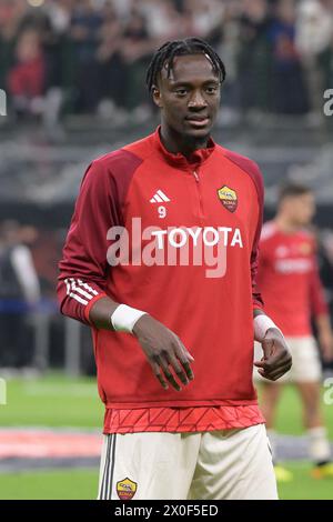 Mailand, Italien. April 2024. San Siro Stadium, Mailand, Italien - Tammy Abraham von AS Roma während des Fußballspiels der UEFA Europa League, Mailand gegen Roma, 11. April 2024 (Foto: Roberto Ramaccia/SIPA USA) Credit: SIPA USA/Alamy Live News Stockfoto