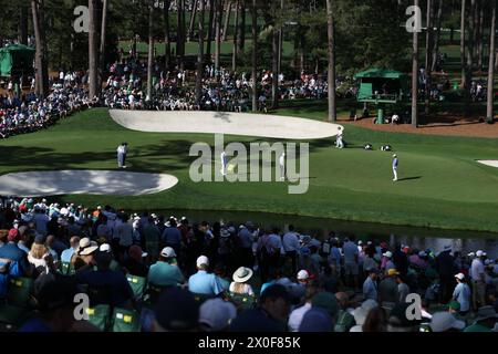 Japans Hideki Matsuyama am 1. Tag des Masters Golfturniers 2024 im Augusta National Golf Club in Augusta, Georgia, USA, am 11. April 2024 auf dem 16. Loch. Quelle: Koji Aoki/AFLO SPORT/Alamy Live News Stockfoto