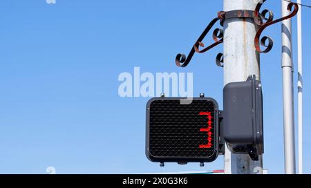 Crosswalk-Schild mit der Nummer 3 Stockfoto